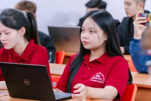 Ai phù hợp học đại học, ai phù hợp học cao đẳng?