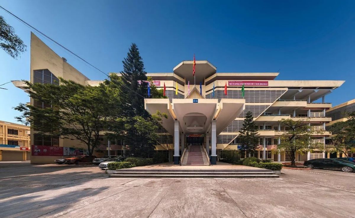 Học viện Tài chính