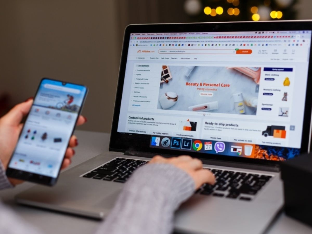 Mức thu nhập cạnh tranh Top các trường đại học có ngành thương mại điện tử chất lượng