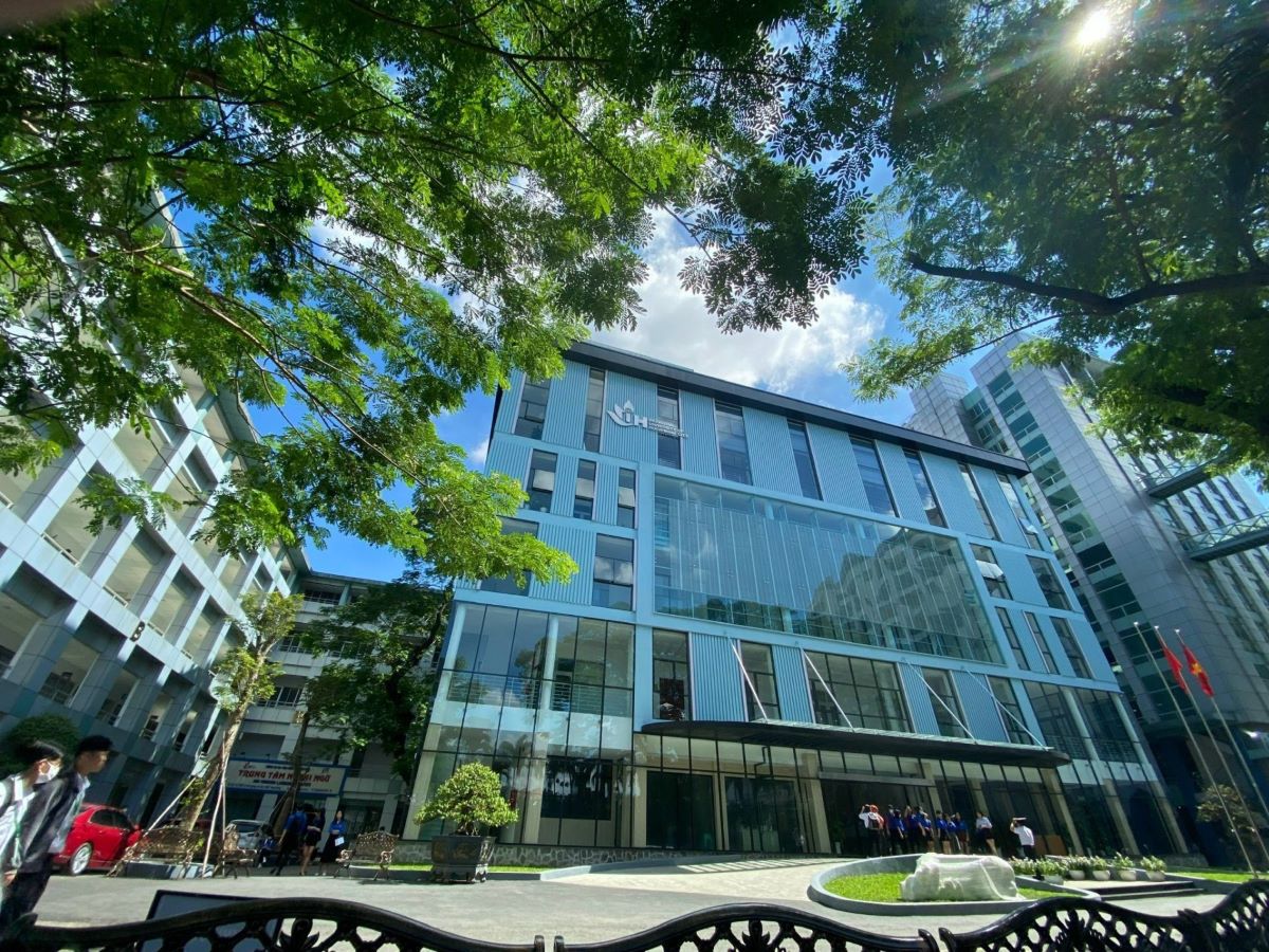 Đại học Công Nghiệp TP.HCM Đại học Công Nghiệp TP.HCM