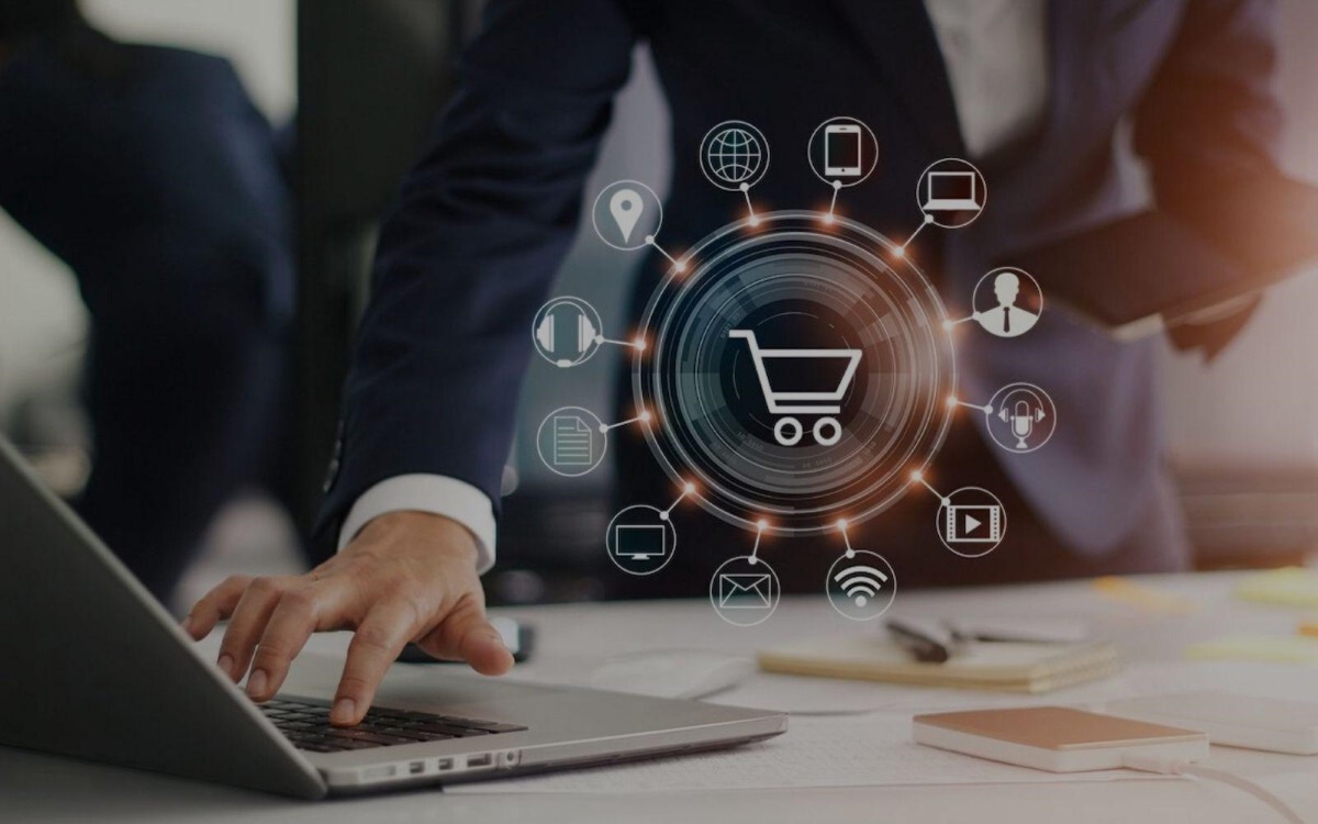 Thị trường việc làm mở rộng mạnh mẽ Top các trường đại học có ngành thương mại điện tử chất lượng