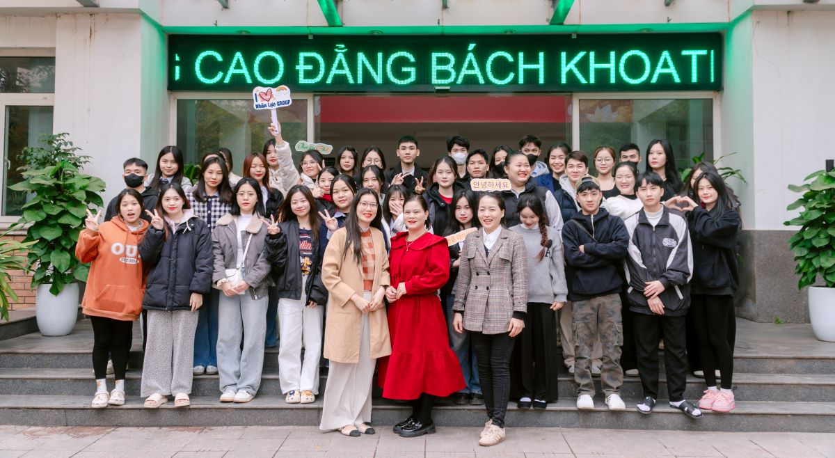 Sinh viên ngành tiếng Hàn K15 chuẩn bị đi thực tập tại công ty Jaeyoung Vina