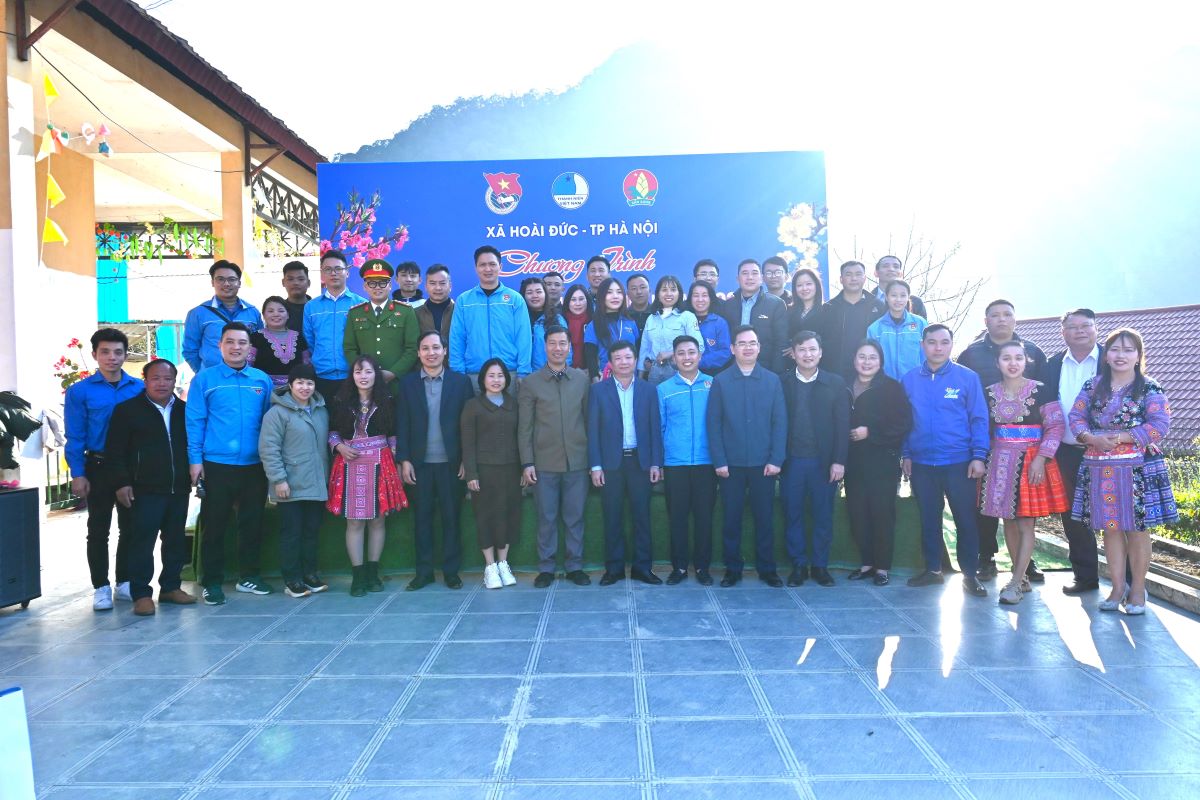 Trường Cao đẳng Bách Khoa tham gia chương trình “Tình nguyện mùa đông 2025 – Xuân tình nguyện 2026”