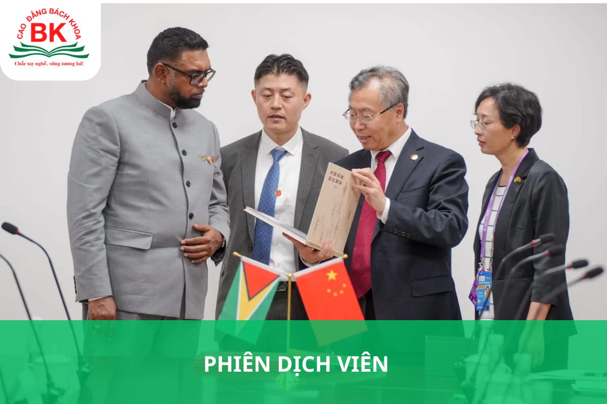 Phiên dịch viên Phiên dịch viên