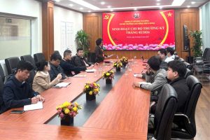 Chi bộ Trường Cao đẳng Bách Khoa tổ chức phiên họp thường kỳ