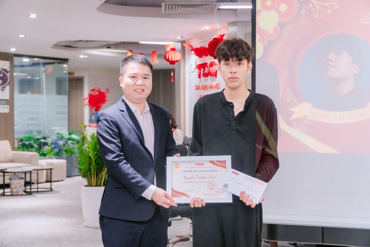 Sinh viên ngành lập trình máy tính k16 Cao đẳng Bách Khoa thực tập