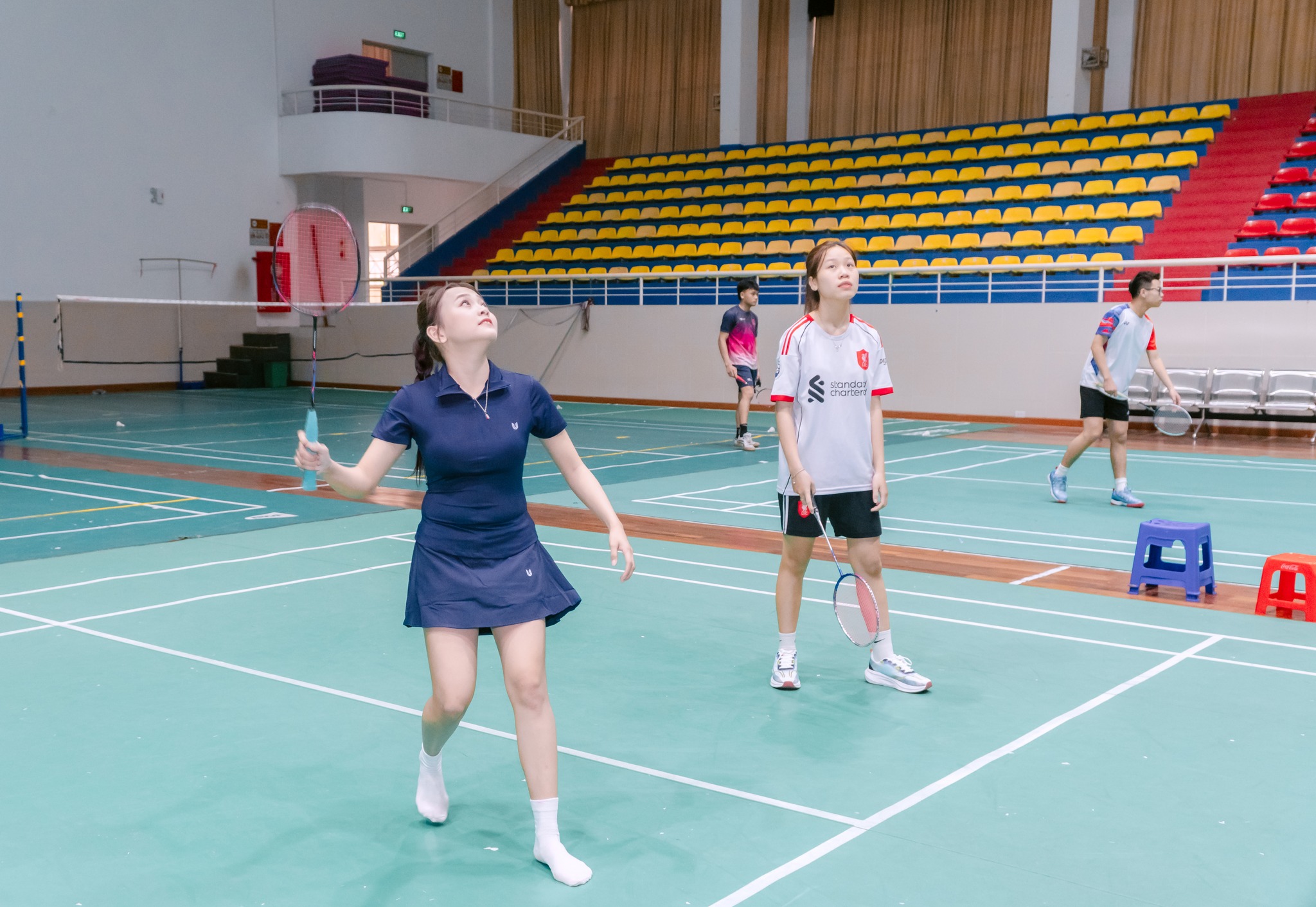 Pha cầu nhanh trong những phút đầu trận đấu