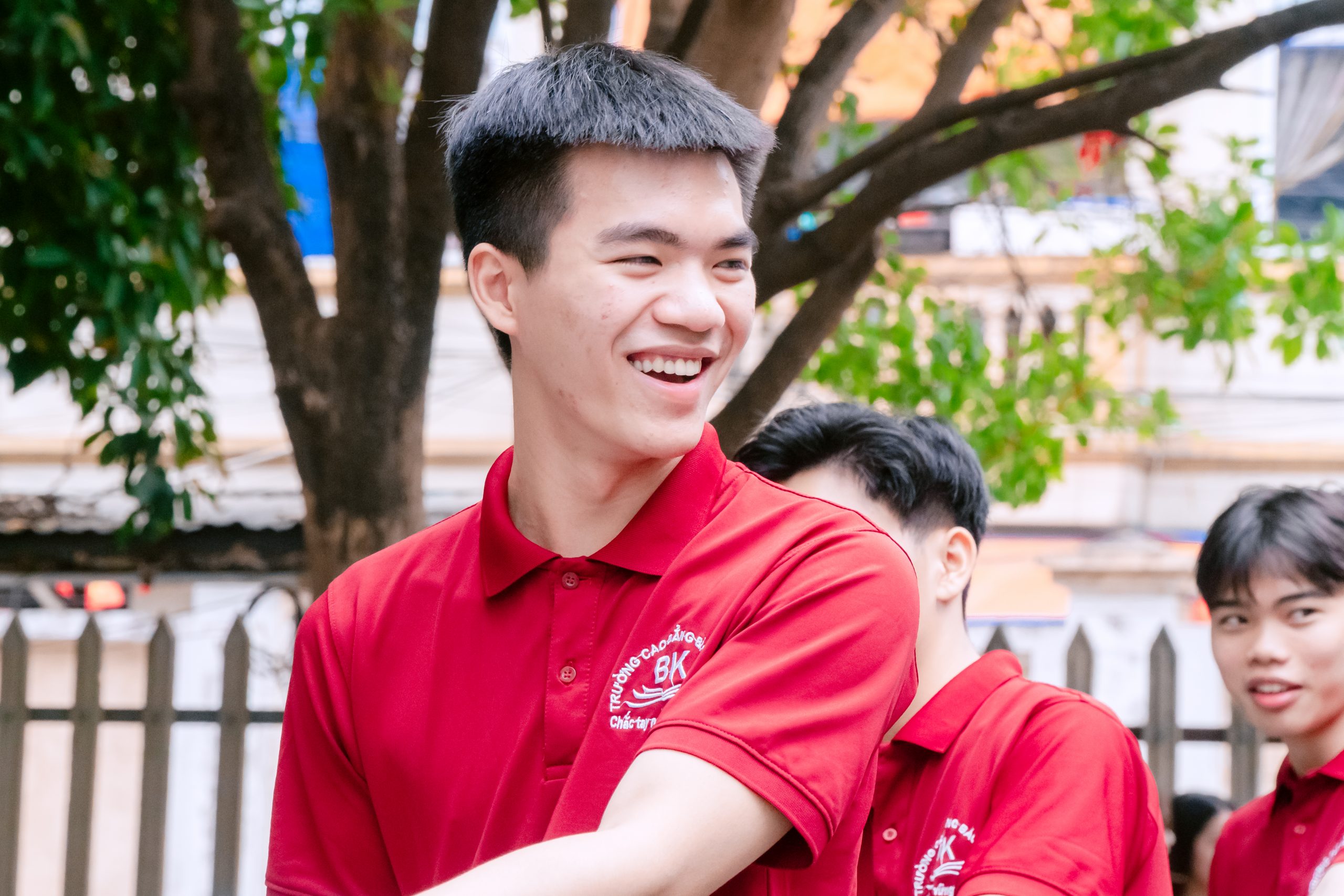 Nụ cười rạng rỡ của sinh viên sau những phút thi đấu hết mình