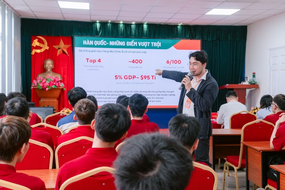 Giảng viên chia sẻ về những ưu điểm của Hàn Quốc Giảng viên chia sẻ về những ưu điểm của Hàn Quốc