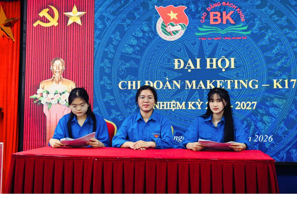 Đại hội Chi Đoàn Marketing khóa 17