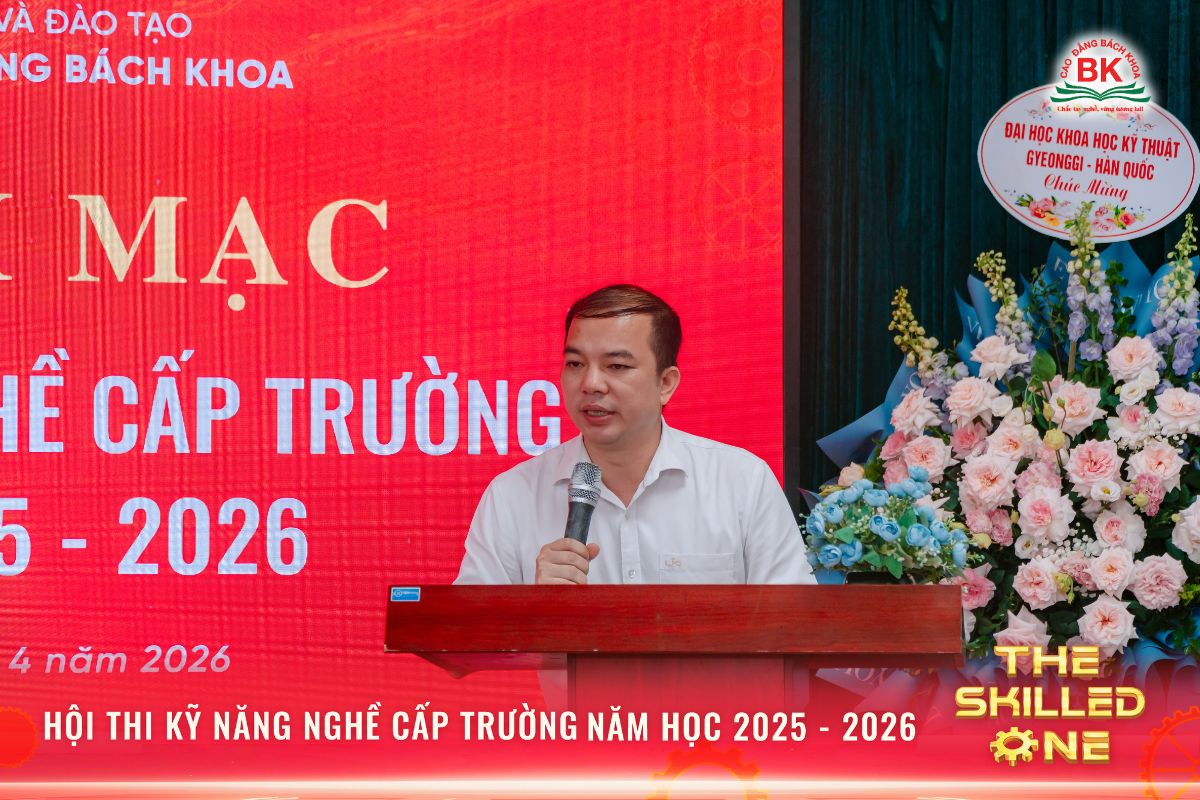 ThS. Hà Ngọc Trung - đại diện Hội đồng Giám khảo phát biểu và đọc Cam kết BGK tại Hội thi