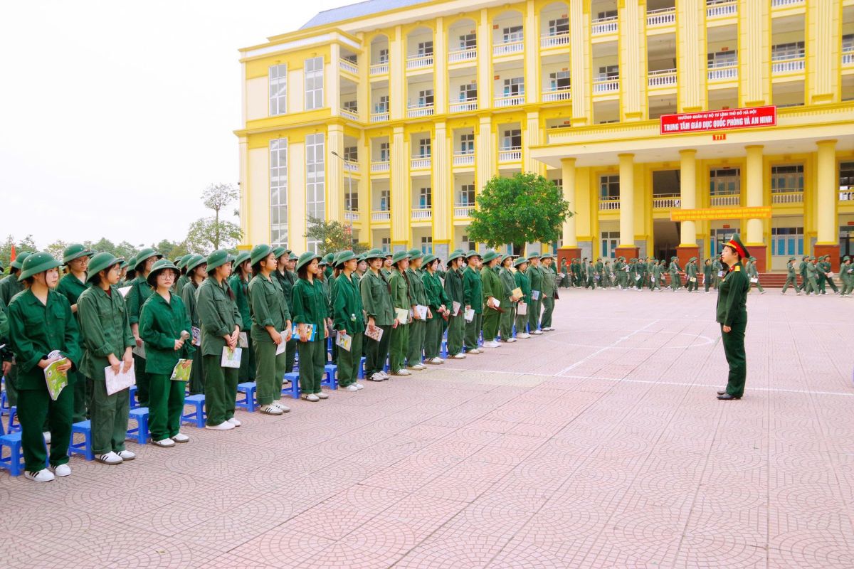 Sinh viên Cao đẳng Bách Khoa chính thức bước vào kỳ học