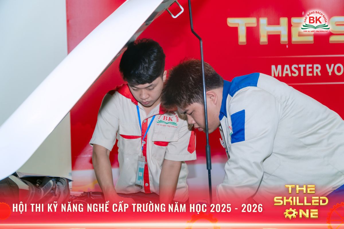 Đội ngũ giám khảo luôn theo sát, đảm bảo kết quả công bằng và khách quan