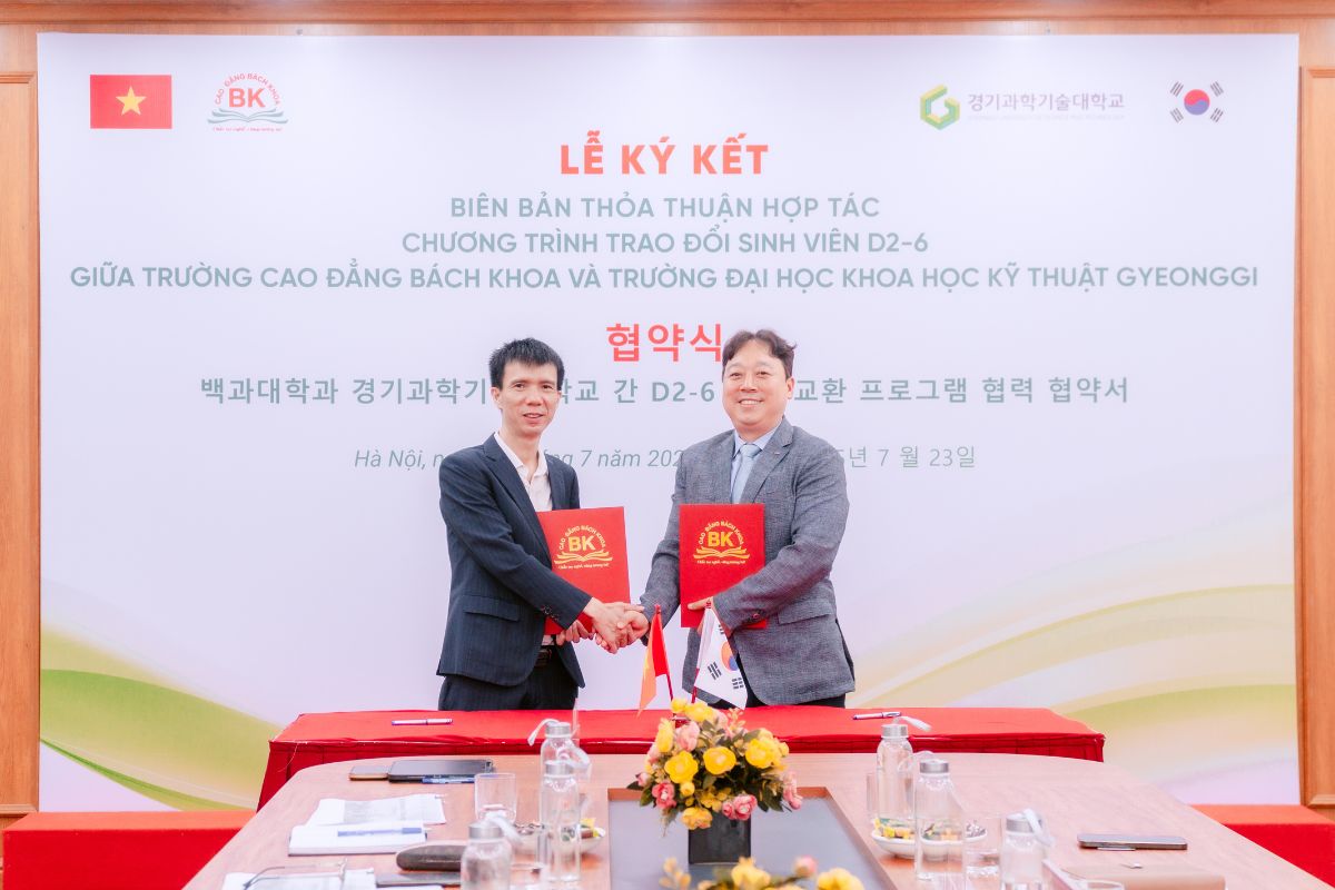 Lễ ký kết biên bản thỏa thuận hợp tác chương trình trao đổi sinh viên D2-6 giữa Trường Cao đẳng Bách Khoa và Trường Đại học Khoa học Kỹ thuật Gyeonggi năm 2025 vừa qua Lễ ký kết biên bản thỏa thuận hợp tác chương trình trao đổi sinh viên D2-6 giữa Trường Cao đẳng Bách Khoa và Trường Đại học Khoa học Kỹ thuật Gyeonggi năm 2025 vừa qua