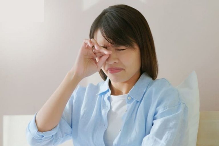 Nâng cao ý thức phòng bệnh học đường: Trường Cao đẳng Bách khoa tổ chức truyền thông phòng chống đau mắt đỏ