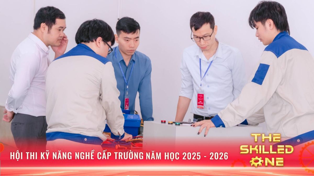 Toàn bộ quá trình thi được ban giám khảo theo dõi và đánh giá chặt chẽ