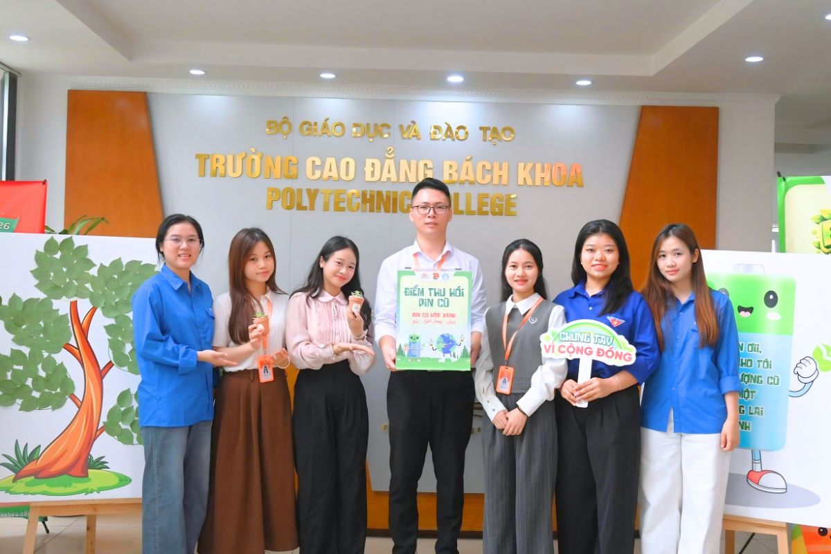 Sự kiện “Đổi năng lượng cũ - Lấy cảm hứng mới” hưởng ứng Ngày Trái Đất Sự kiện “Đổi năng lượng cũ - Lấy cảm hứng mới” hưởng ứng Ngày Trái Đất