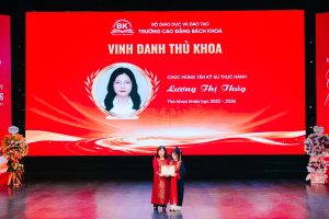 Nữ thủ khoa ngành Lập trình máy tính – Phá vỡ định kiến giới trong lĩnh vực công nghệ 