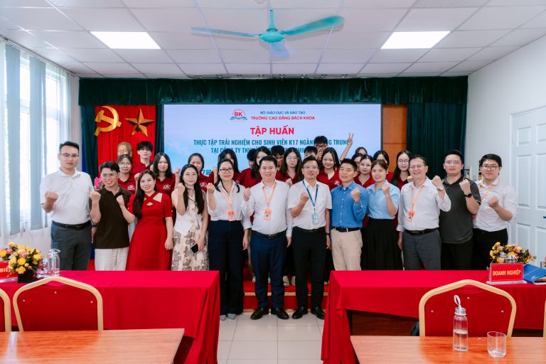 Sinh viên K17 ngành Tiếng Trung sẵn sàng thực chiến tại tập đoàn đa quốc gia đến từ Đài Loan