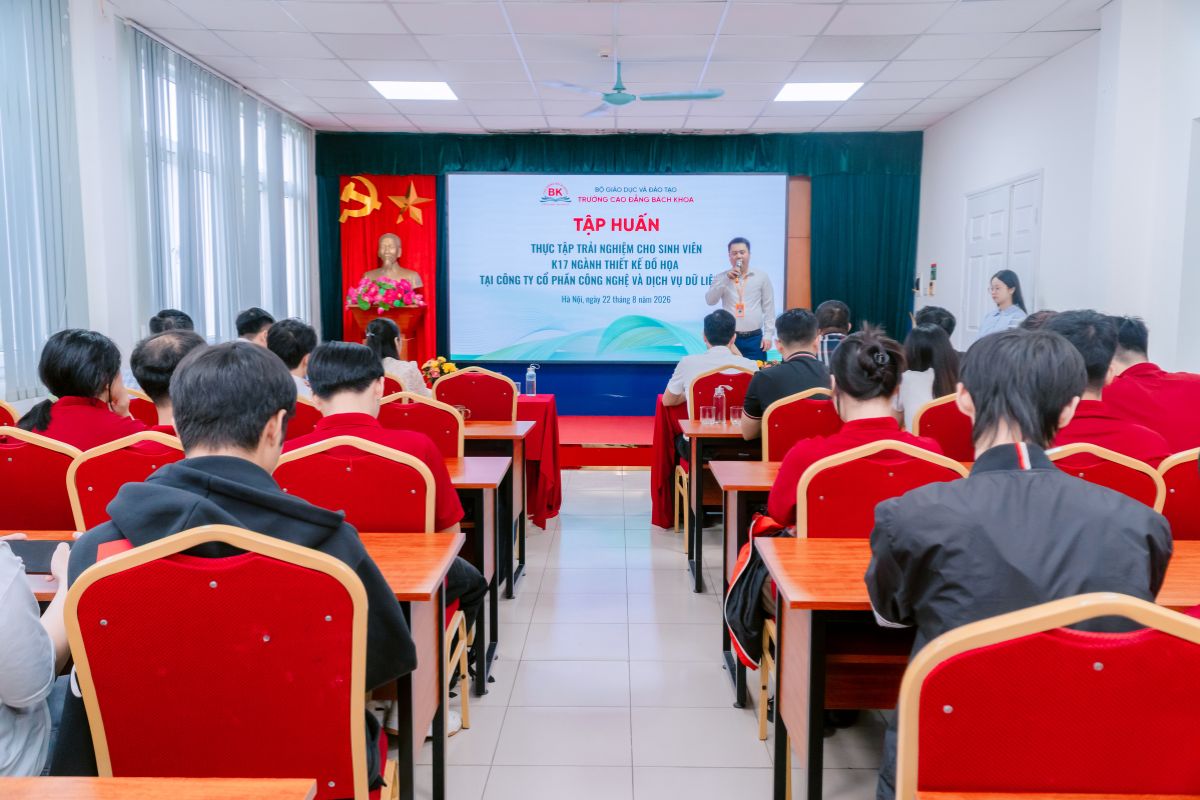 Chương trình Tập huấn Thực tập trải nghiệm cho sinh viên K17 ngành Thiết kế đồ họa