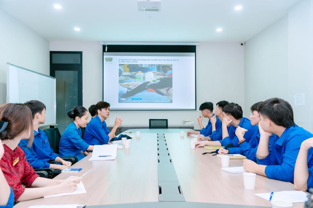 Những hậu quả nghiêm trọng của việc không đảm bảo an toàn thực phẩm trong chế biến, phục vụ - một trong những nội dung quan trọng được đề cập trong buổi đào tạo 