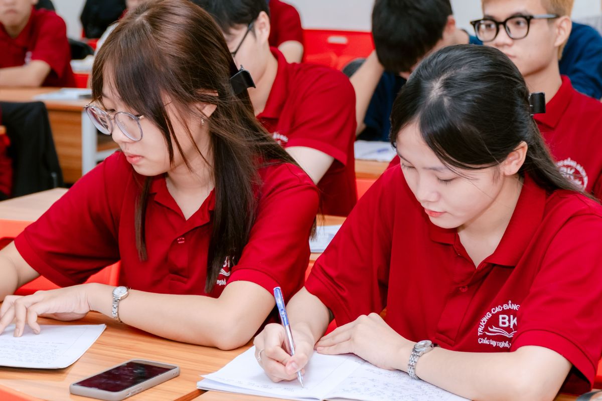 Ngành Công tác xã hội ra làm nghề gì? Ngành Công tác xã hội ra làm nghề gì?