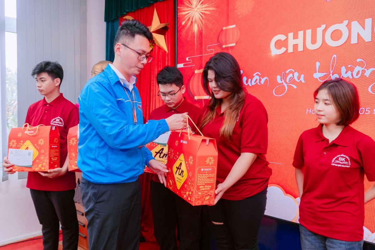 Học Công tác xã hội ra làm những công việc gì thực tế? Ngành Công tác xã hội ra làm nghề gì?